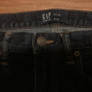 GAP dark-wash slim denim jeans 33x32